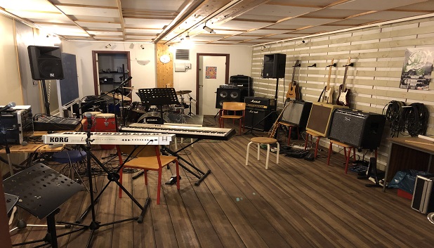 Billede Band i Containeren