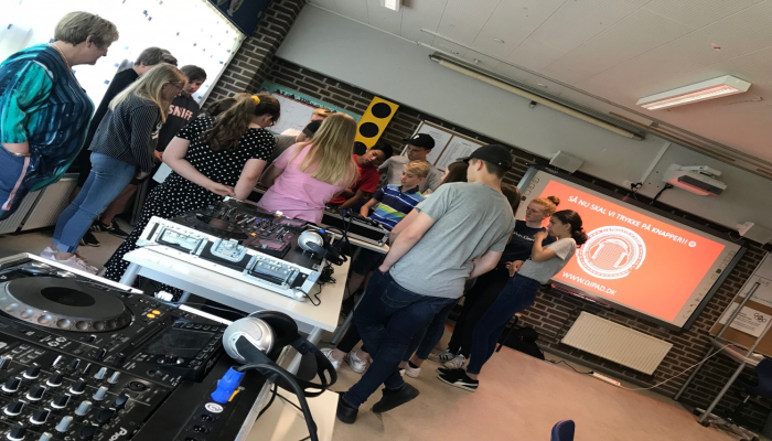 dj23232
